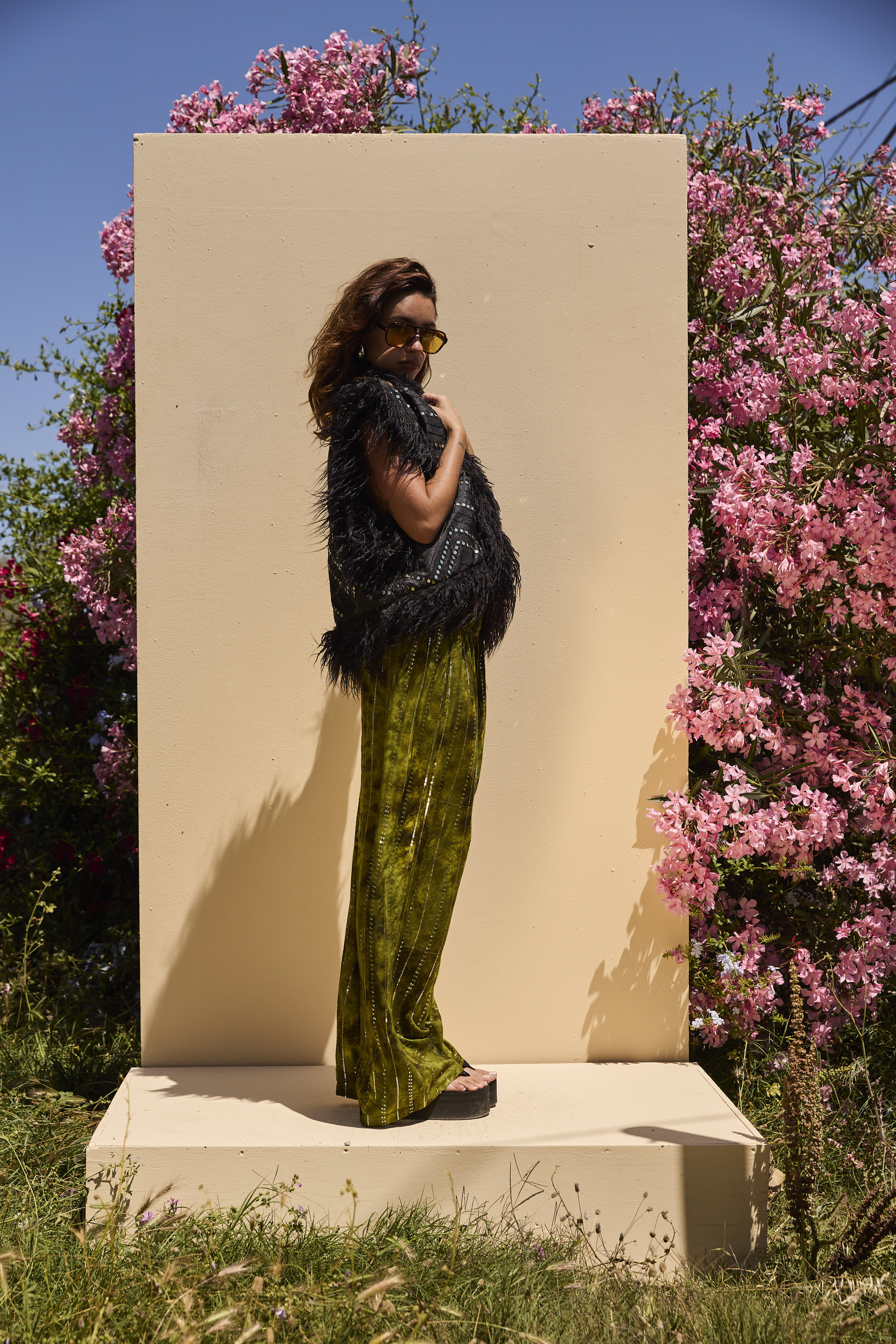 ALINA Embroidered waistcoat - Image 3