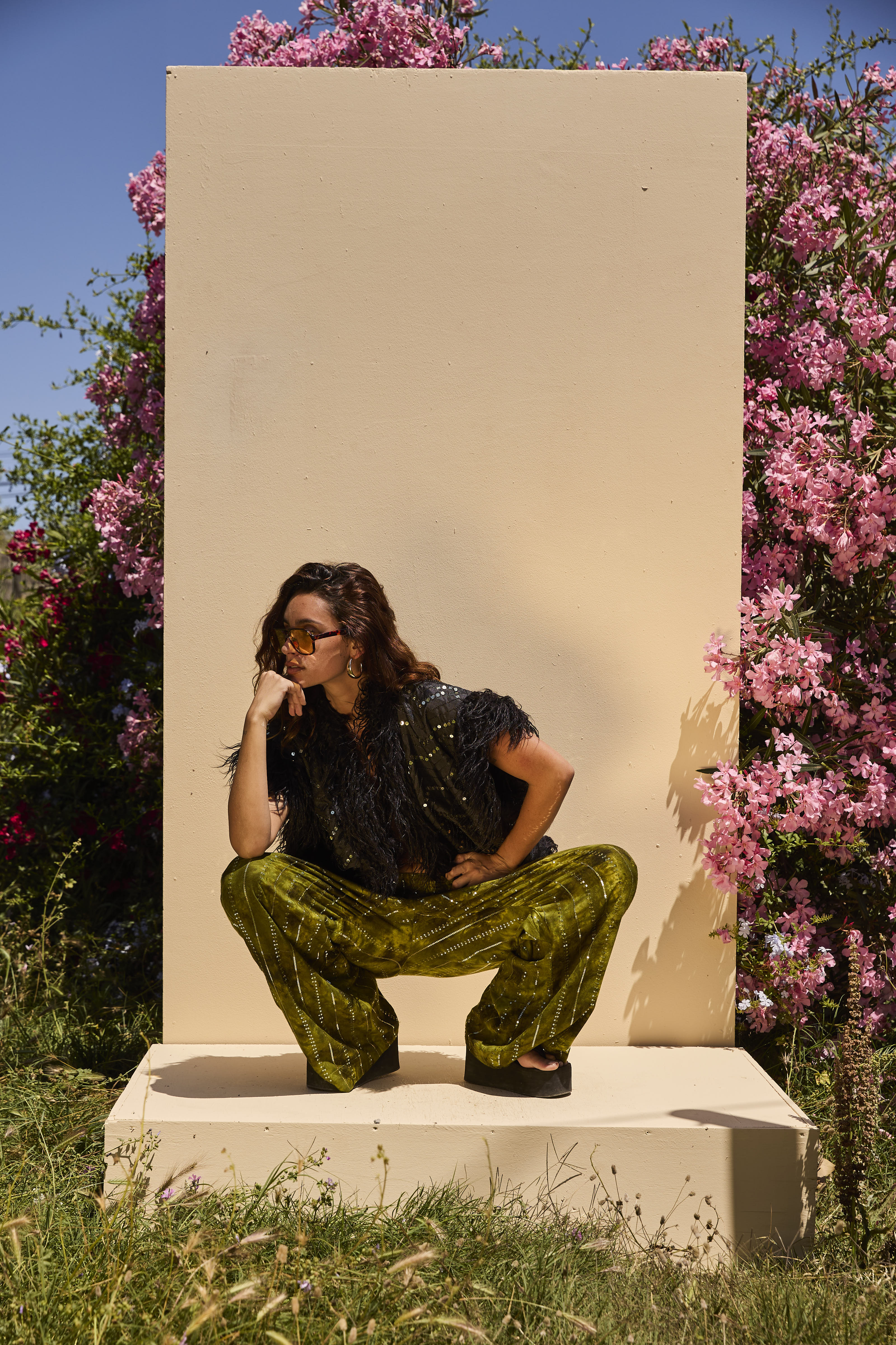 ALINA Embroidered waistcoat - Image 9