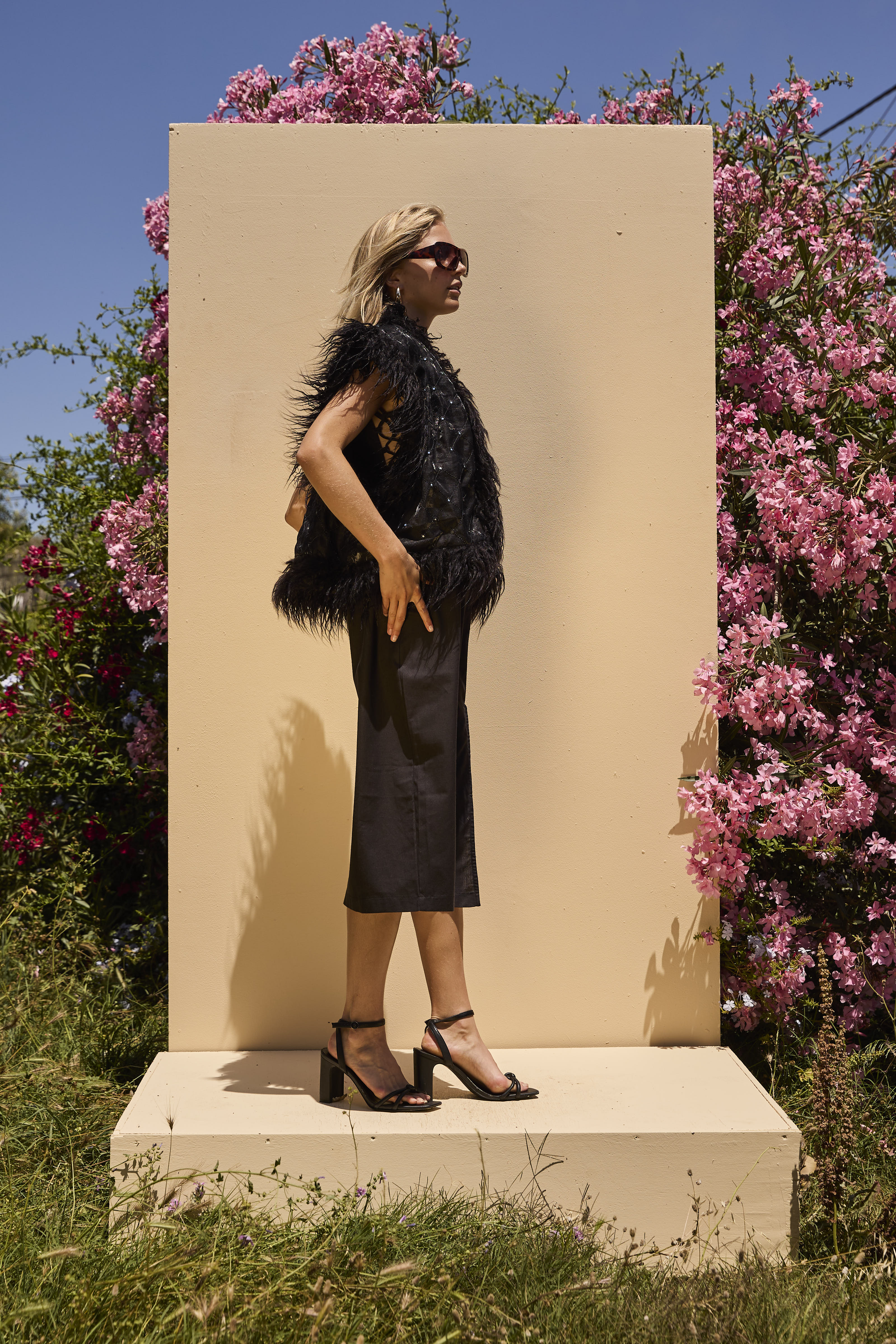 ALINA no2 Embroidered waistcoat - Image 5