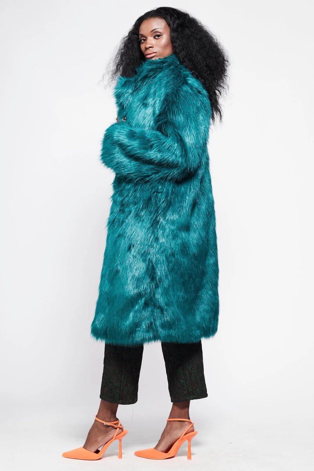 BUFFY Faux Fur Coat in Teal - Image 3