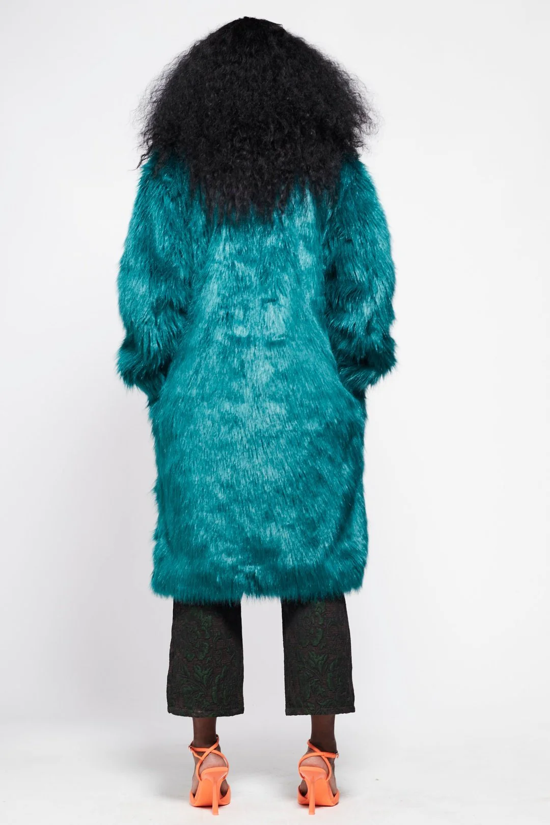 BUFFY Faux Fur Coat in Teal - Image 4