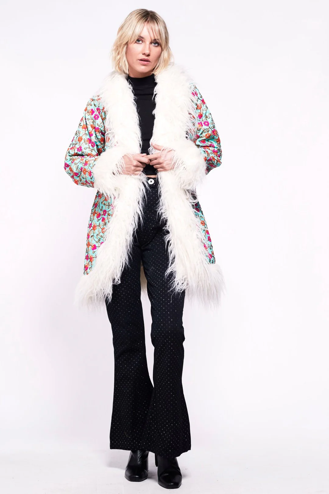 WINNIE Coat - Image 3
